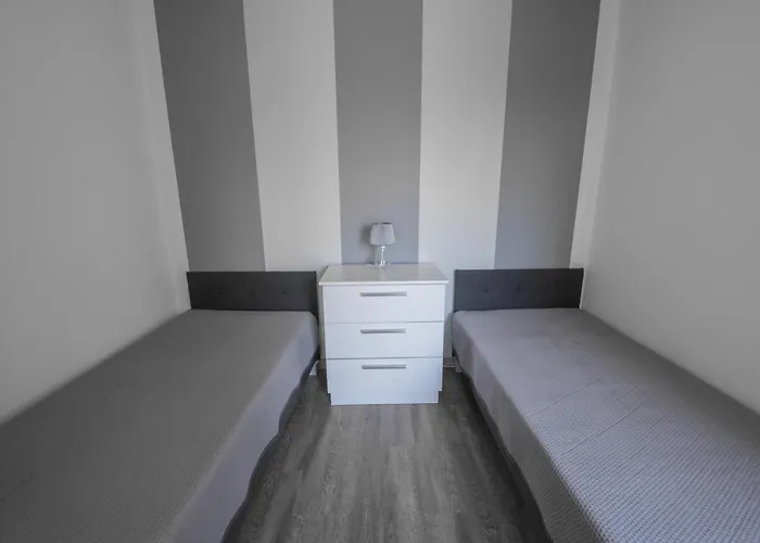 House - Two Bedroom Appartamento *